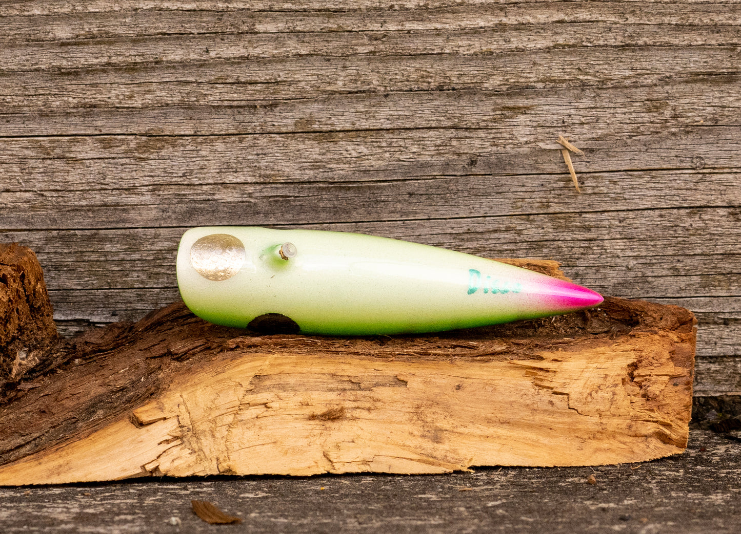 3.25 inch Custom - Blue/green back with colour shift scales with UV